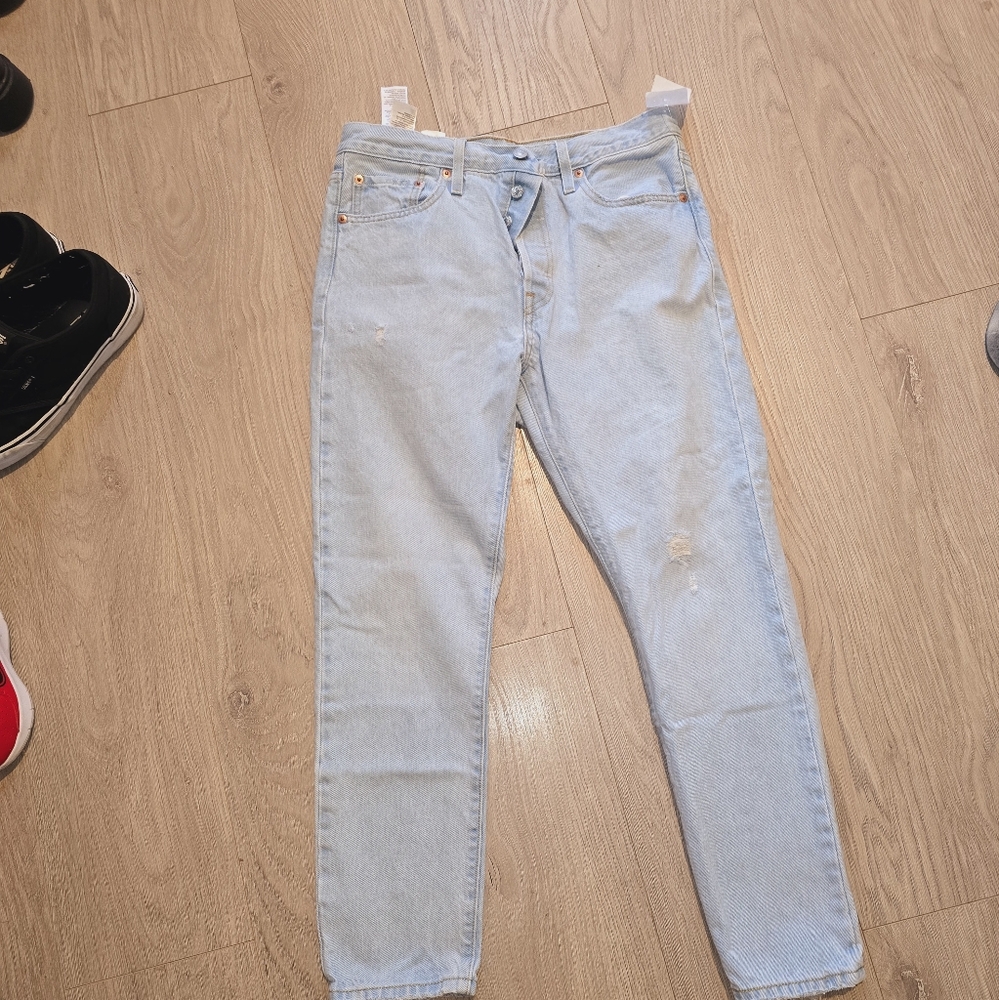 LEVI 501 BNWT